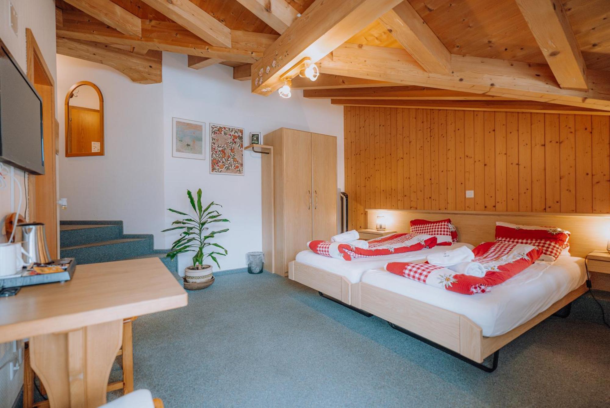 Hotel Wildbach Brienz Brienz  Exterior photo